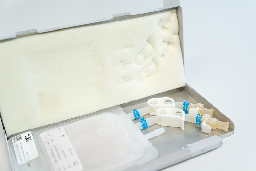 Close-up image of a RoSS.KSET with a frozen single-use bag inside.