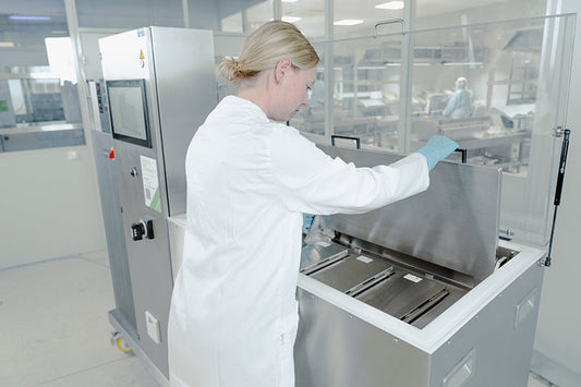 Thawing cells – process, difficulties & recommendations