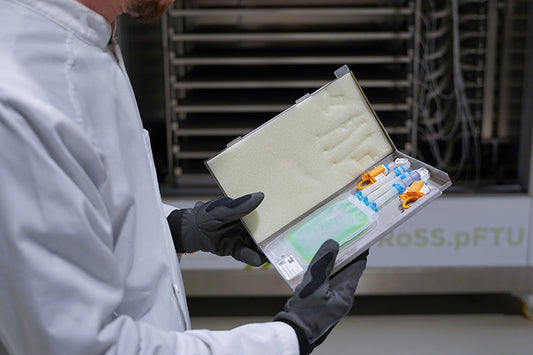 Upstream intensification from lab to mAb manufacturing