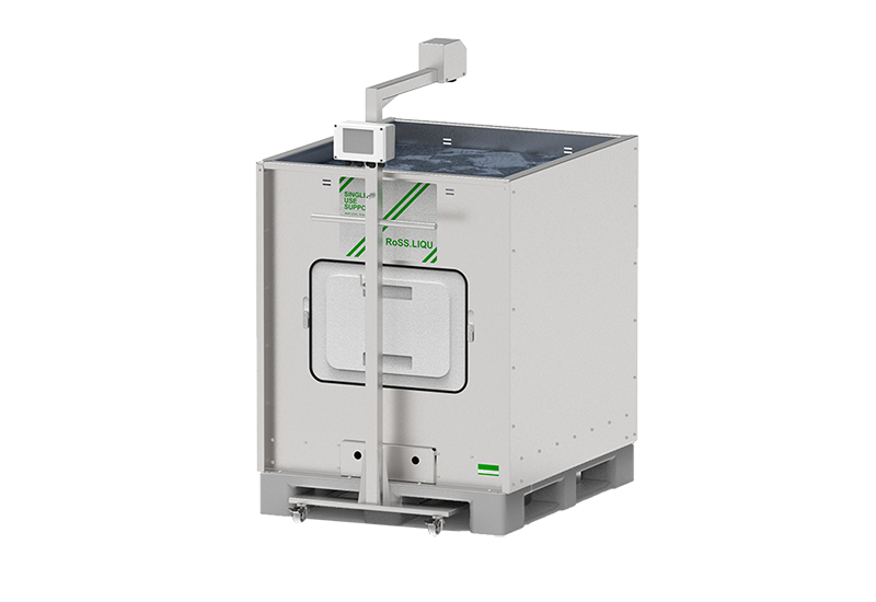 RoSS.LIQU cold chain container for biopharmaceuticals in 3D bags during transport on transparent background.