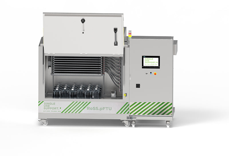 Front view of RoSS.pFTU Large-Scale Hybrid for controlled freezing of bioprocess containers and biopharma bottles, on a white background.