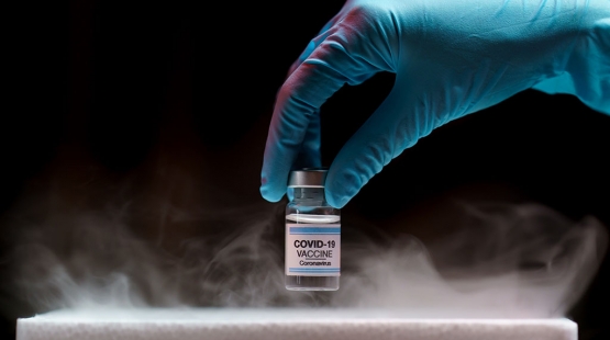 Efficient freezing-thawing vaccines with single-use technologies
